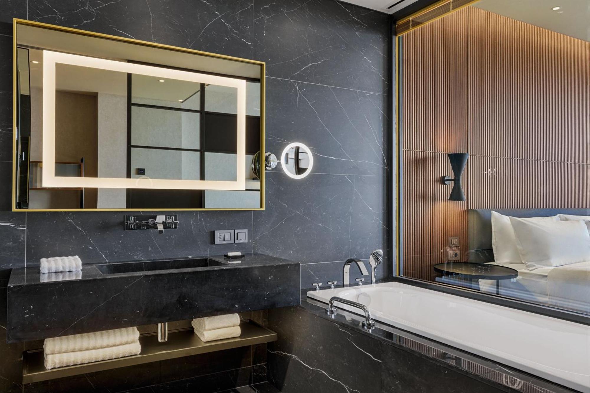 Le Meridien Μπατούμι Εξωτερικό φωτογραφία